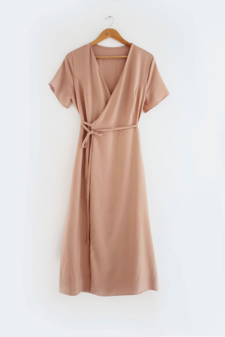 Roselyn Wrap Midi Dress | PDF Sewing Pattern tintofmintpatterns Roselyn Wrap Midi Dress | PDF Sewing Pattern tintofmintpatterns